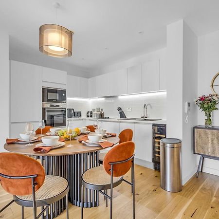 Luxurious & Glamorous Centrally Located 2 Bedroom 2 Bathroom Apartment - Central Birmingham - Secure Parking - Netflix Kültér fotó