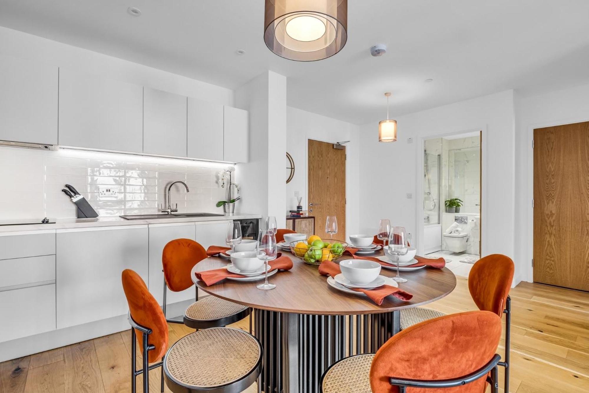 Luxurious & Glamorous Centrally Located 2 Bedroom 2 Bathroom Apartment - Central Birmingham - Secure Parking - Netflix Kültér fotó